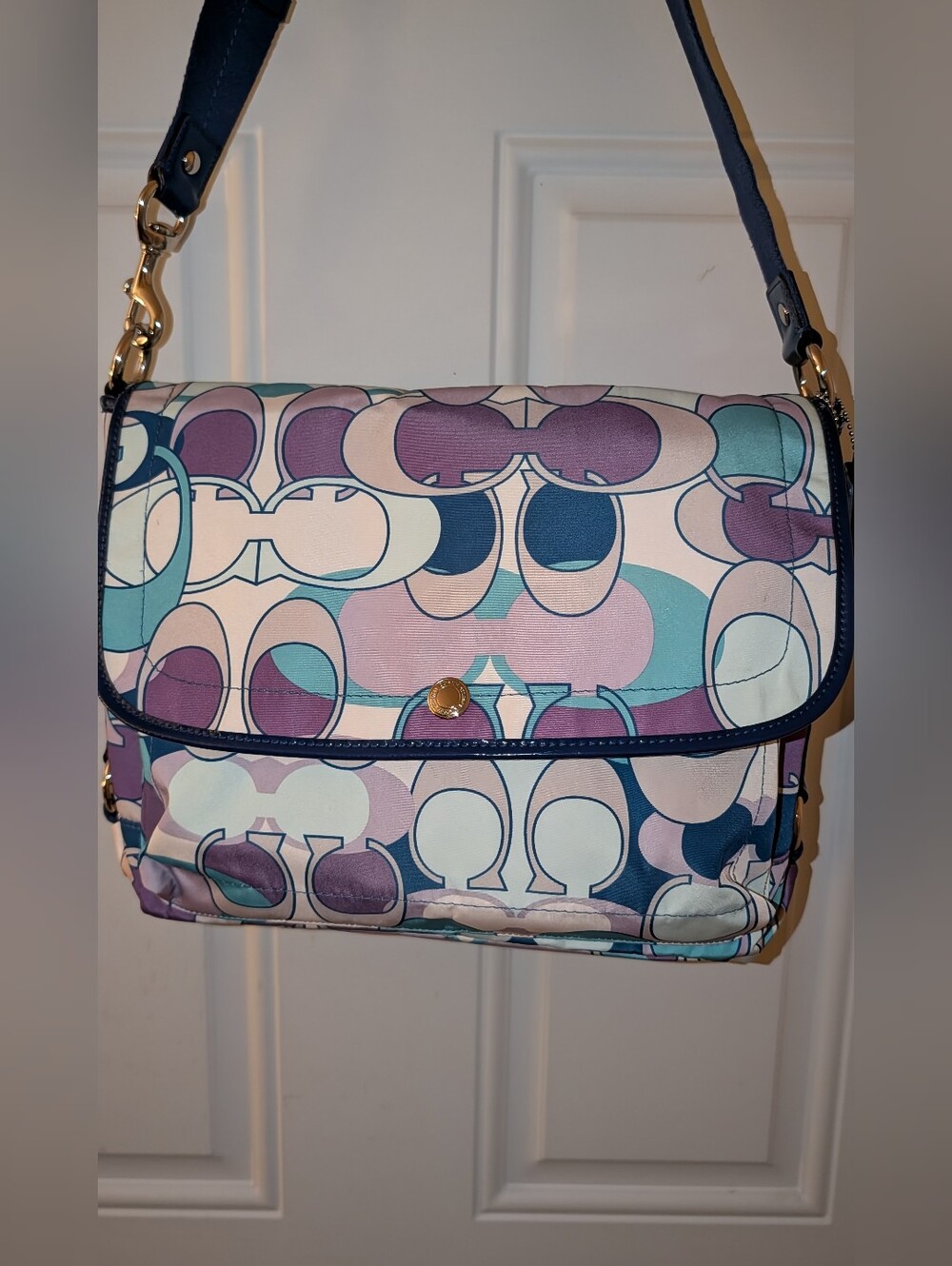 Coach Kyra Daisy Scarf Print Nylon Signature Messenger Bag Blue Multi EUC